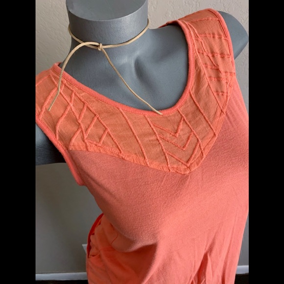 Element Top - Picture 2 of 11